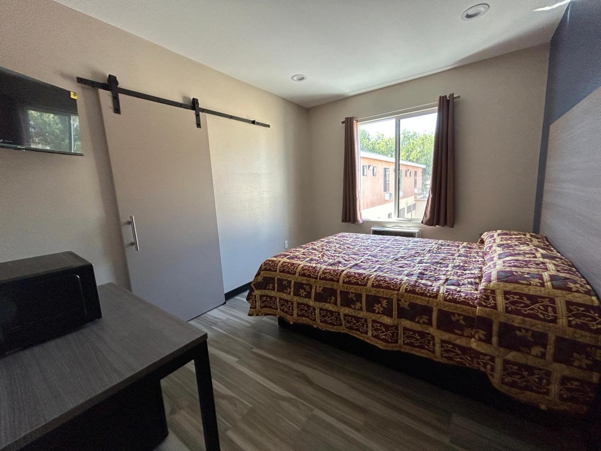Star Inn Hotel Maywood ภายนอก รูปภาพ